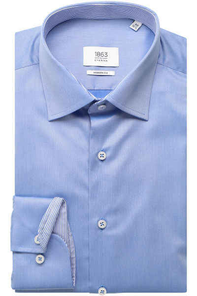 Eterna overhemd MODERN FIT TWILL lichtblauw met Klassieke Kentkraag in moderne snit